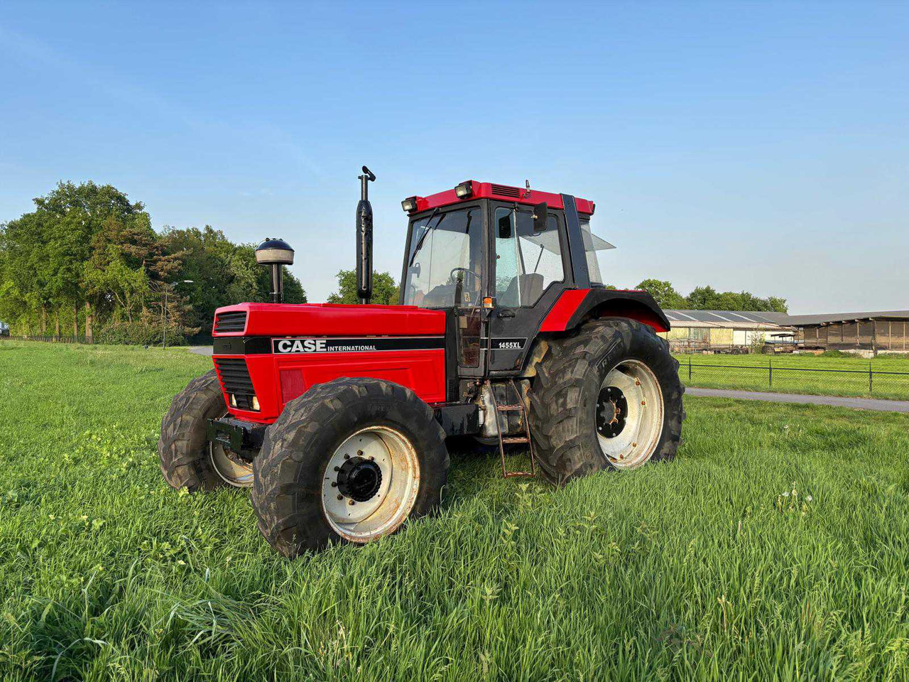 Case international 1455XL - Трактор: слика 2 Case international 1455XL - Трактор: слика 2