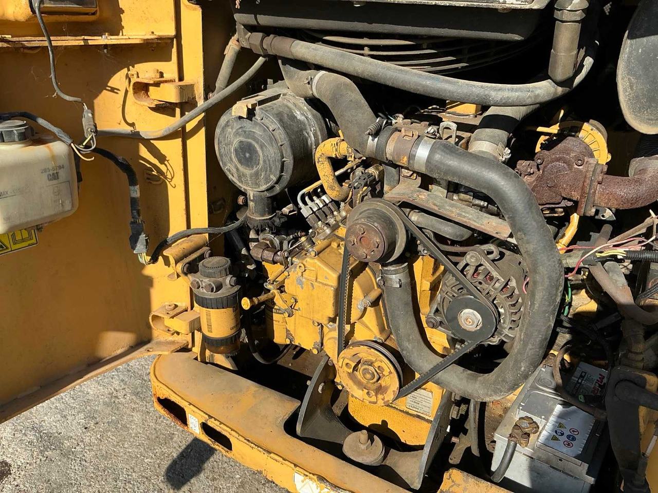Caterpillar 247B - Компактен натоварувач: слика 3 Caterpillar 247B - Компактен натоварувач: слика 3