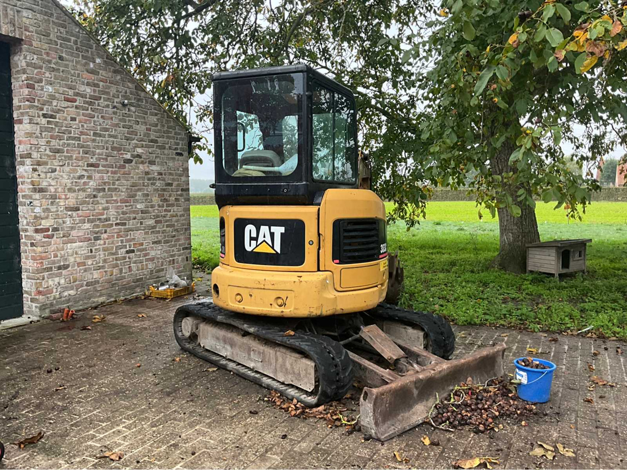 Caterpillar 303C CR - Мини багер: слика 3 Caterpillar 303C CR - Мини багер: слика 3