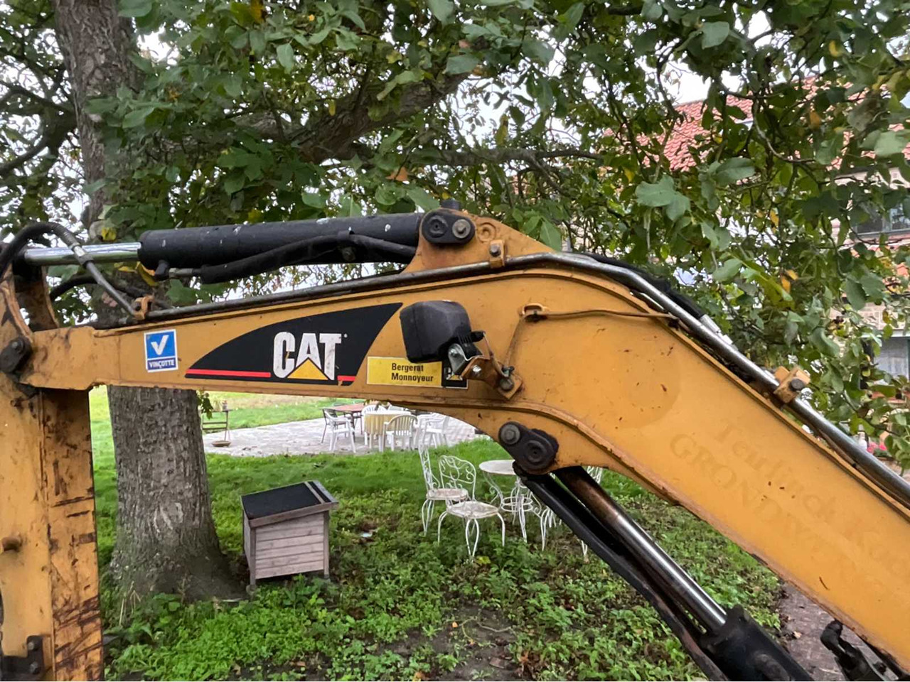 Caterpillar 303C CR - Мини багер: слика 4 Caterpillar 303C CR - Мини багер: слика 4