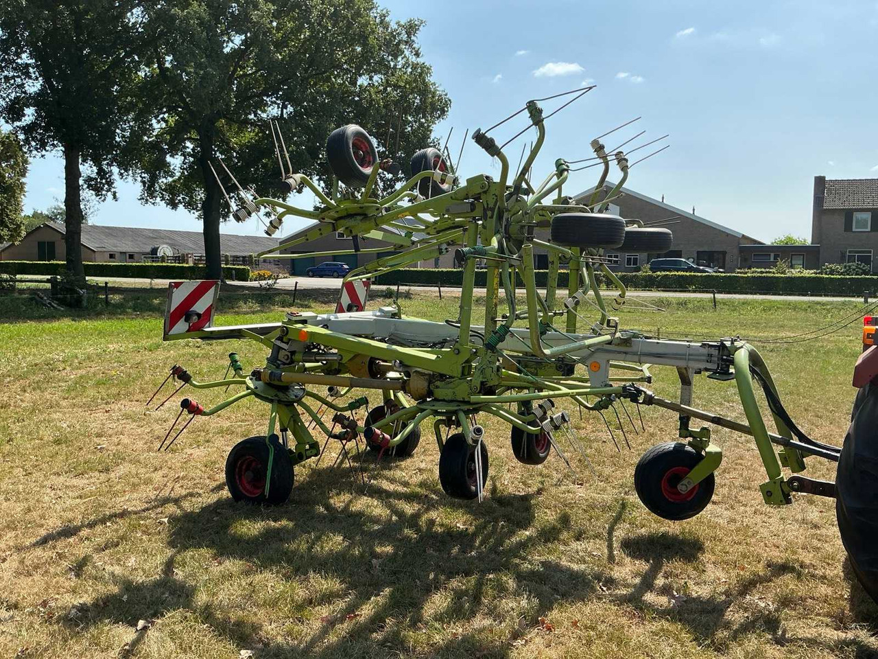 Claas 1050T - Превртувачка опрема: слика 5 Claas 1050T - Превртувачка опрема: слика 5