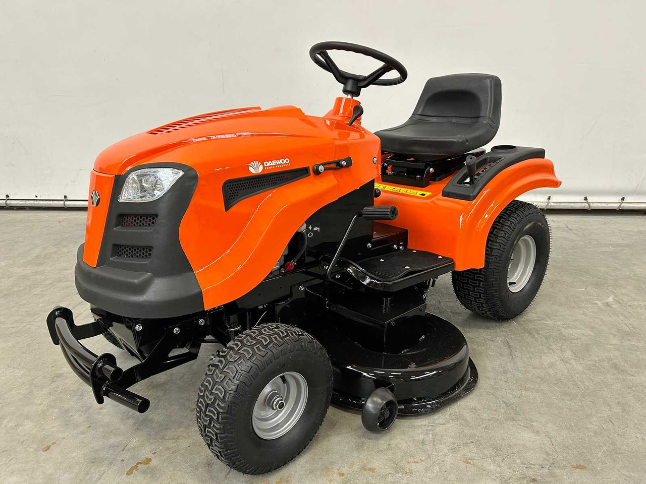 Daewoo DA1066HX - Градинарска косилка: слика 1 Daewoo DA1066HX - Градинарска косилка: слика 1