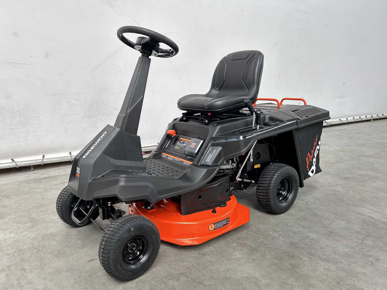 Daewoo DAXRM224 - Градинарска косилка: слика 4 Daewoo DAXRM224 - Градинарска косилка: слика 4