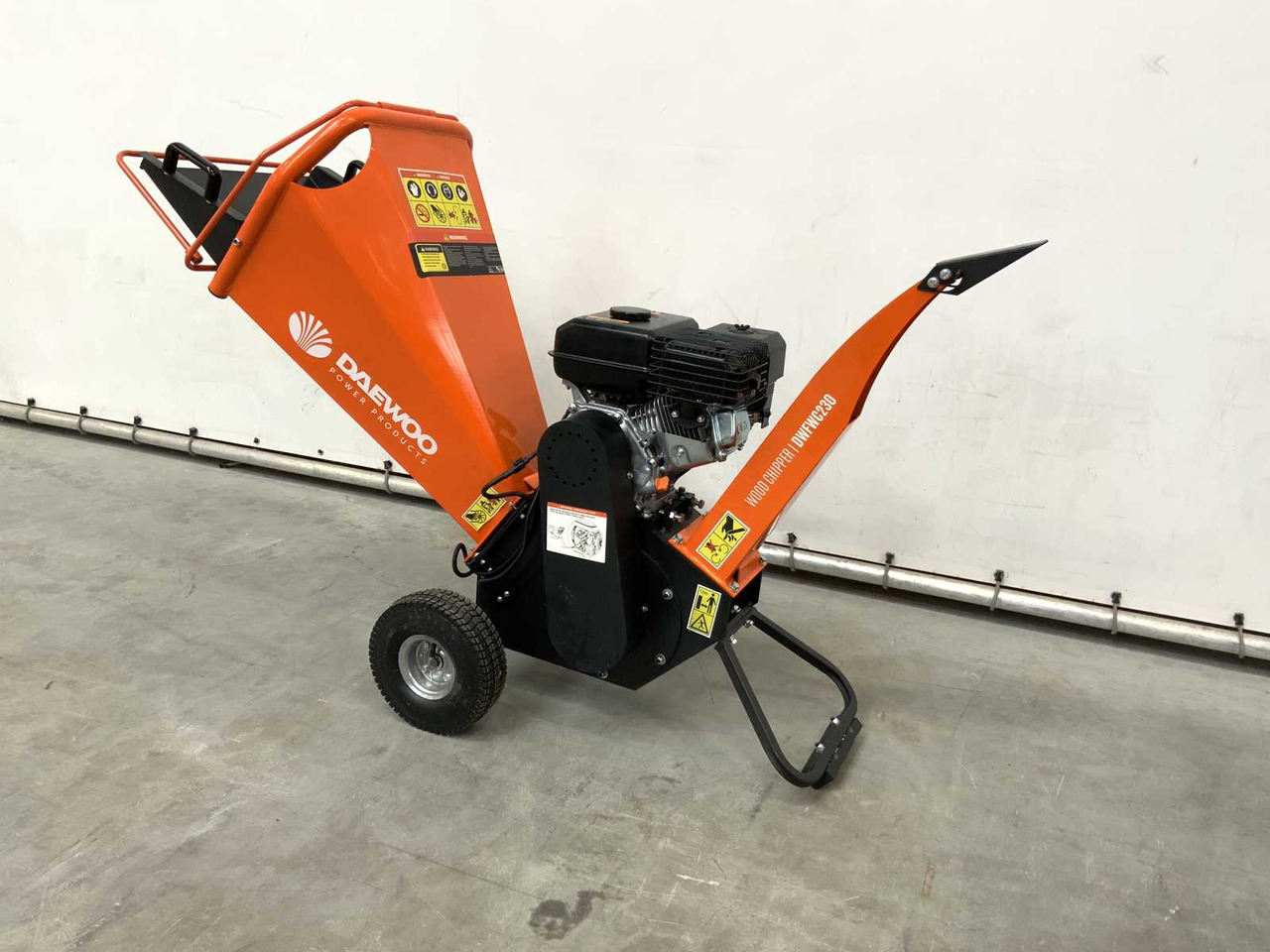 Daewoo DWFWC230 - Кршач на дрва: слика 3 Daewoo DWFWC230 - Кршач на дрва: слика 3
