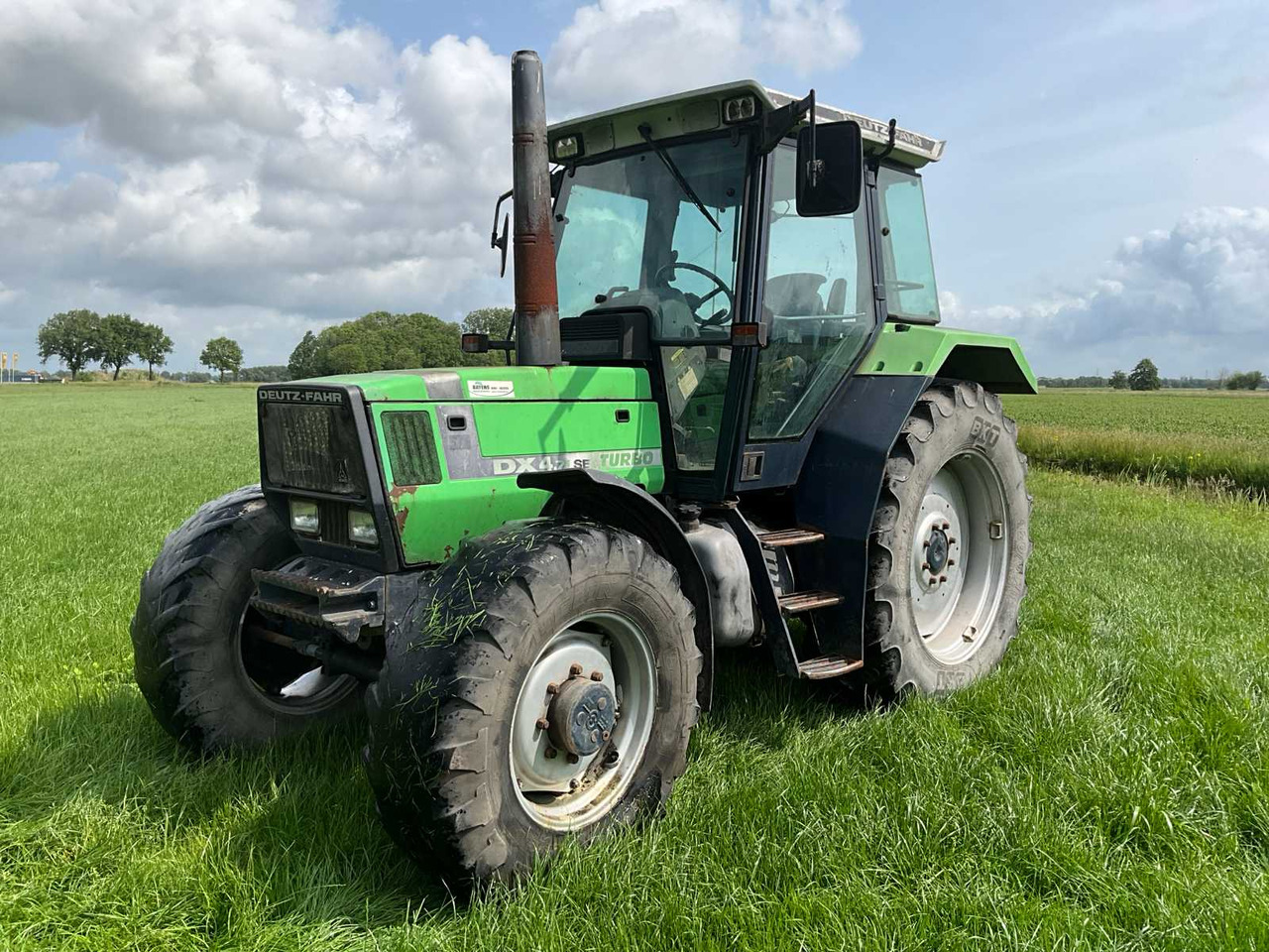 Deutz-Fahr Agrostar DX4.71 SE Turbo - Трактор: слика 2 Deutz-Fahr Agrostar DX4.71 SE Turbo - Трактор: слика 2