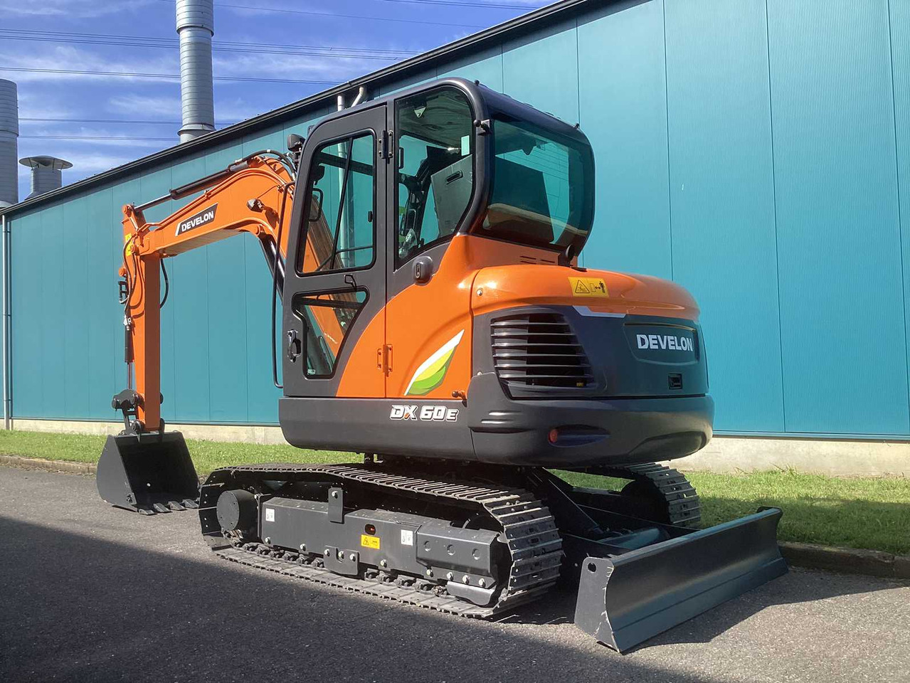 Develon DX60E-10N - Мини багер: слика 3 Develon DX60E-10N - Мини багер: слика 3