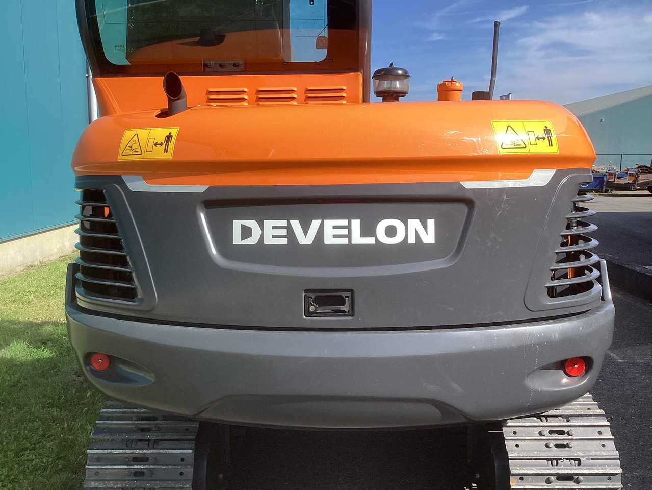 Develon DX60E-10N - Мини багер: слика 4 Develon DX60E-10N - Мини багер: слика 4