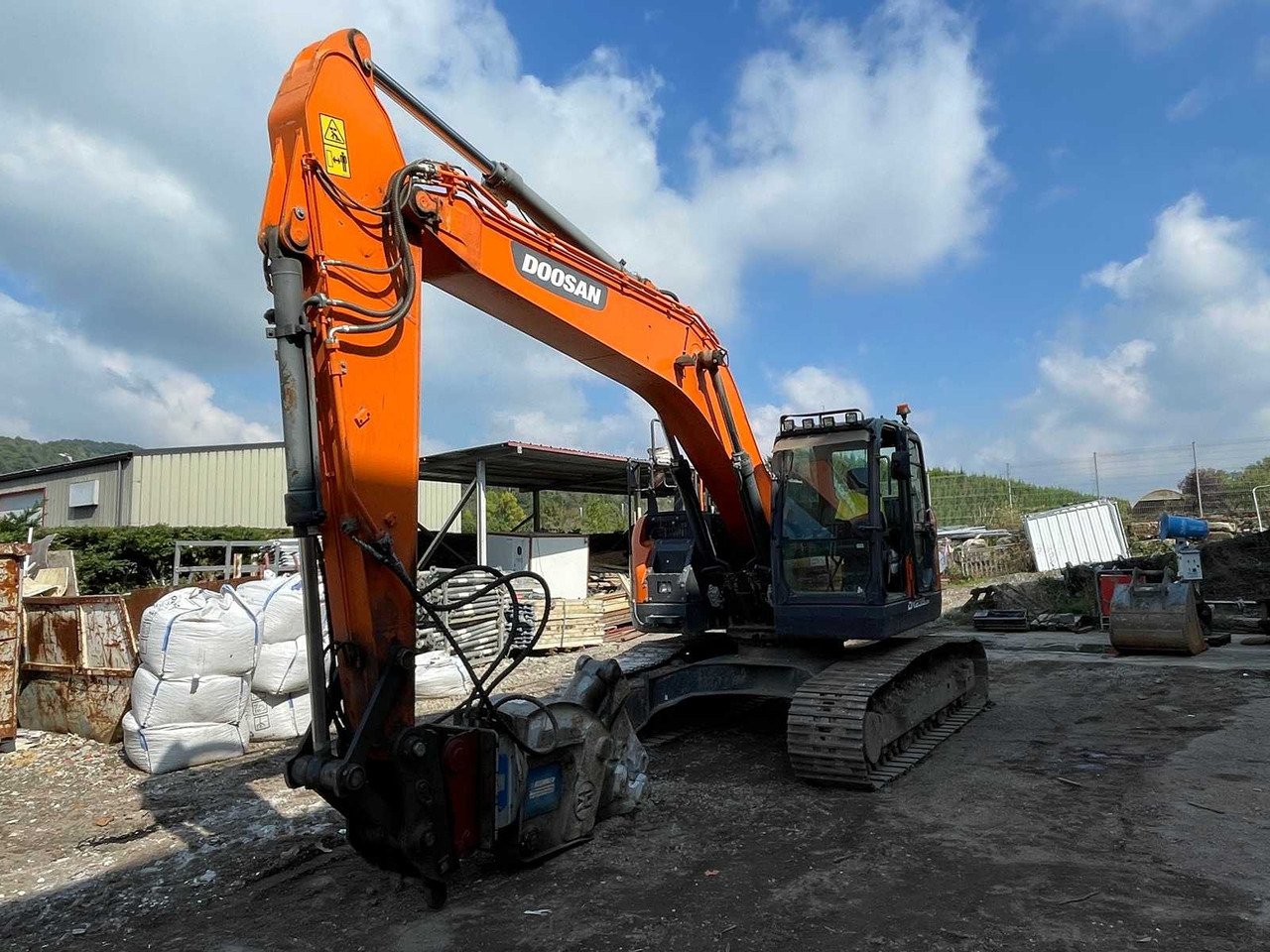 Doosan DX235LCR - Багер гасеничар: слика 1 Doosan DX235LCR - Багер гасеничар: слика 1