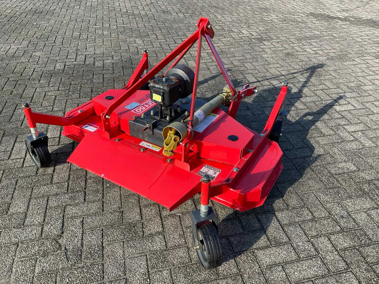 FHM DM150 - Мулчер/ Косилка за жива ограда: слика 1 FHM DM150 - Мулчер/ Косилка за жива ограда: слика 1