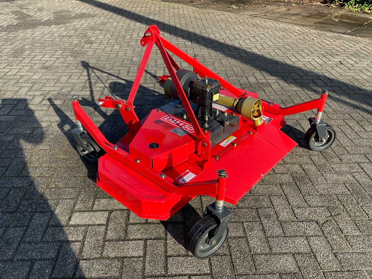 FHM DM150 - Мулчер/ Косилка за жива ограда: слика 2 FHM DM150 - Мулчер/ Косилка за жива ограда: слика 2