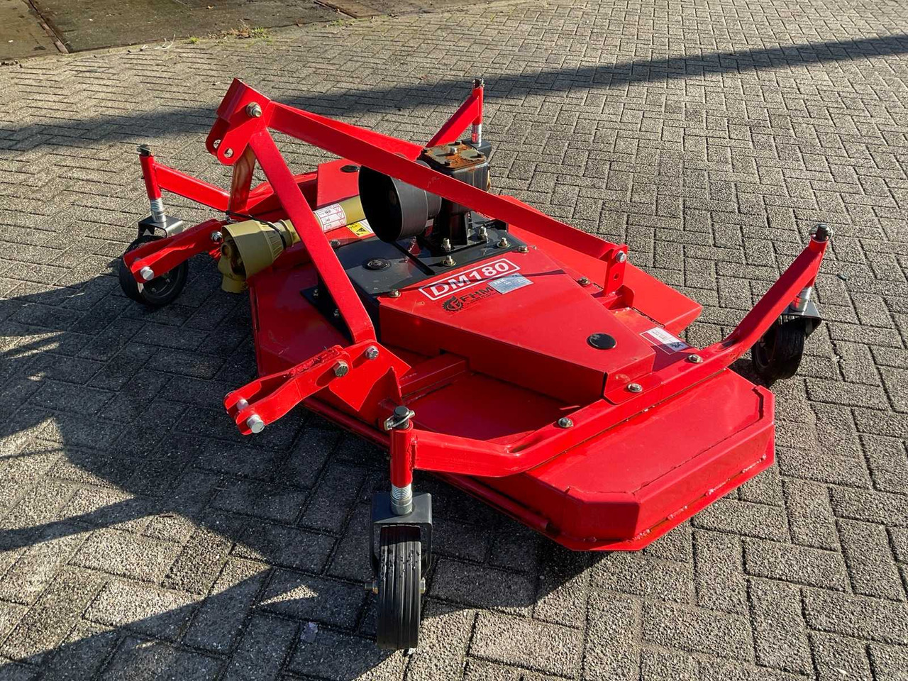 FHM DM180 - Мулчер/ Косилка за жива ограда: слика 3 FHM DM180 - Мулчер/ Косилка за жива ограда: слика 3