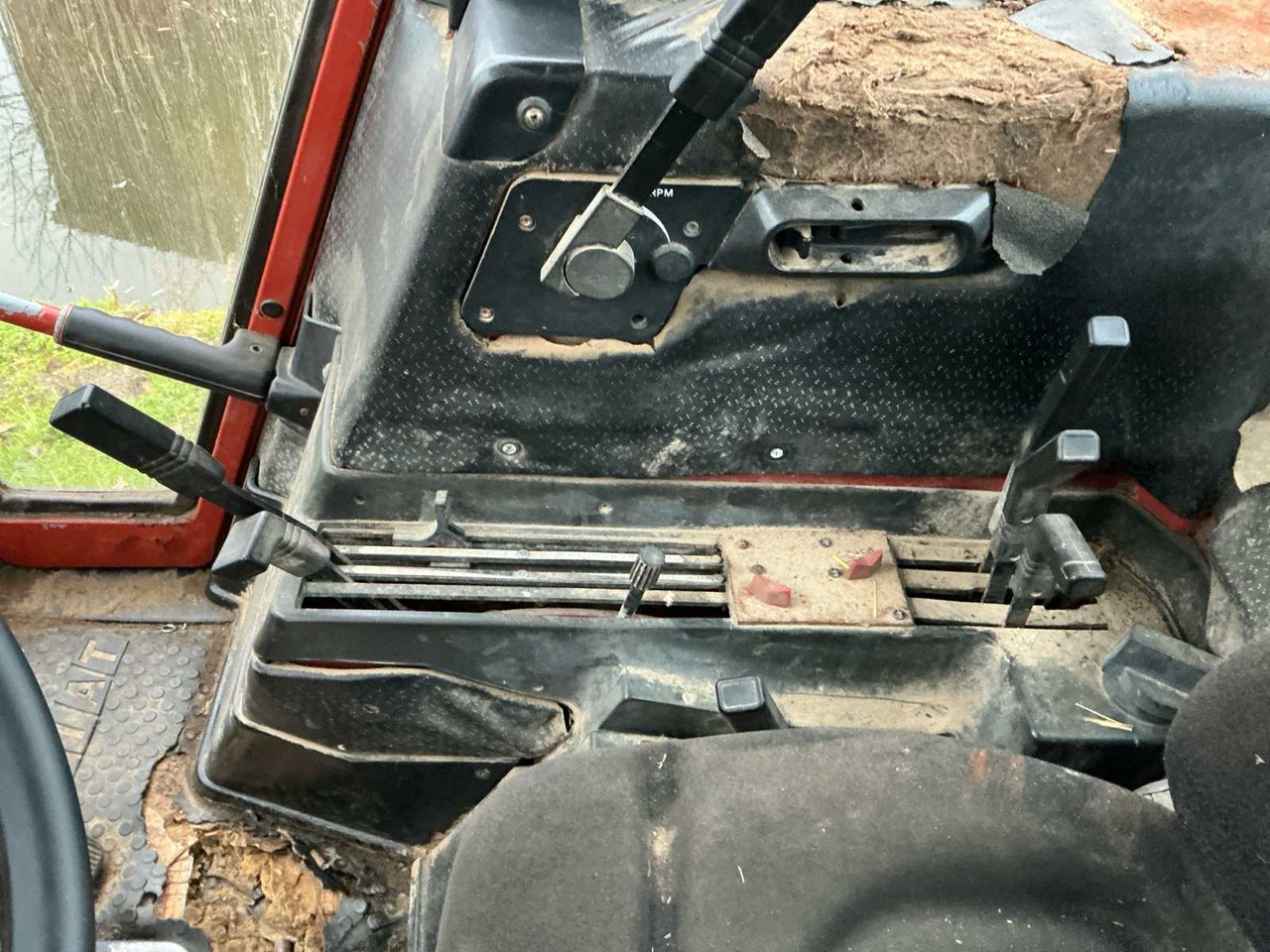 Трактор FIAT - 1992 - 160-90 DT - ALL-WHEEL DRIVE FARM TRACTOR: слика 17 Трактор FIAT - 1992 - 160-90 DT - ALL-WHEEL DRIVE FARM TRACTOR: слика 17