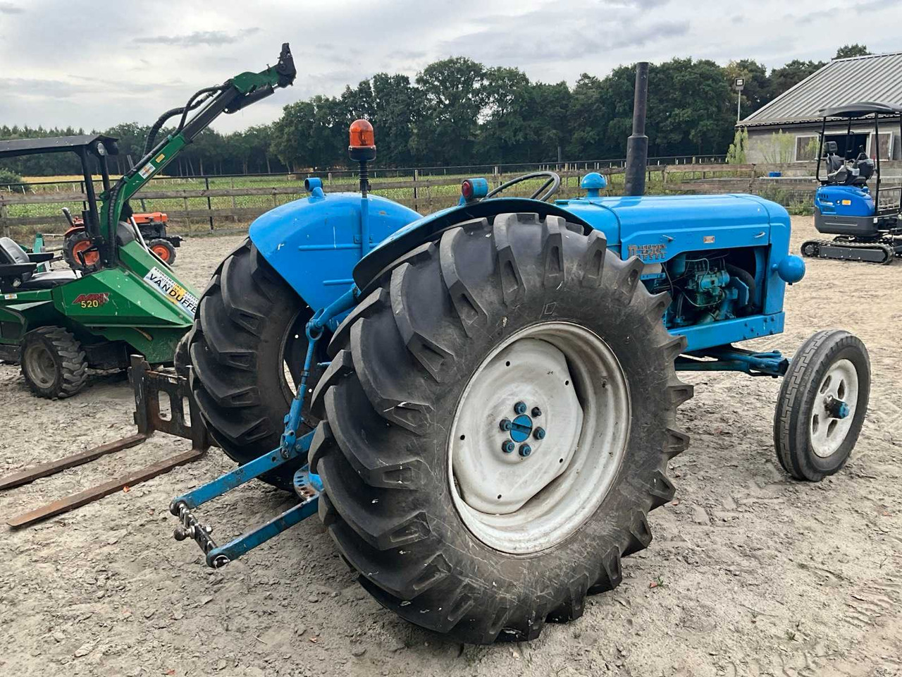 FORDSON MAJOR - Трактор: слика 4 FORDSON MAJOR - Трактор: слика 4