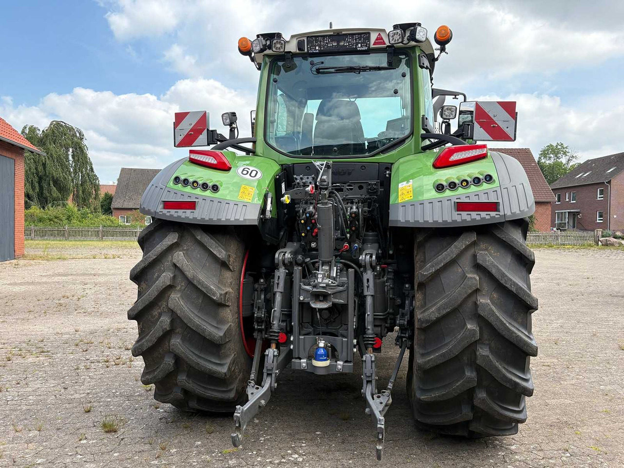 Fendt 728 Vario Gen7 Profi+ Setting2 - Трактор: слика 4 Fendt 728 Vario Gen7 Profi+ Setting2 - Трактор: слика 4