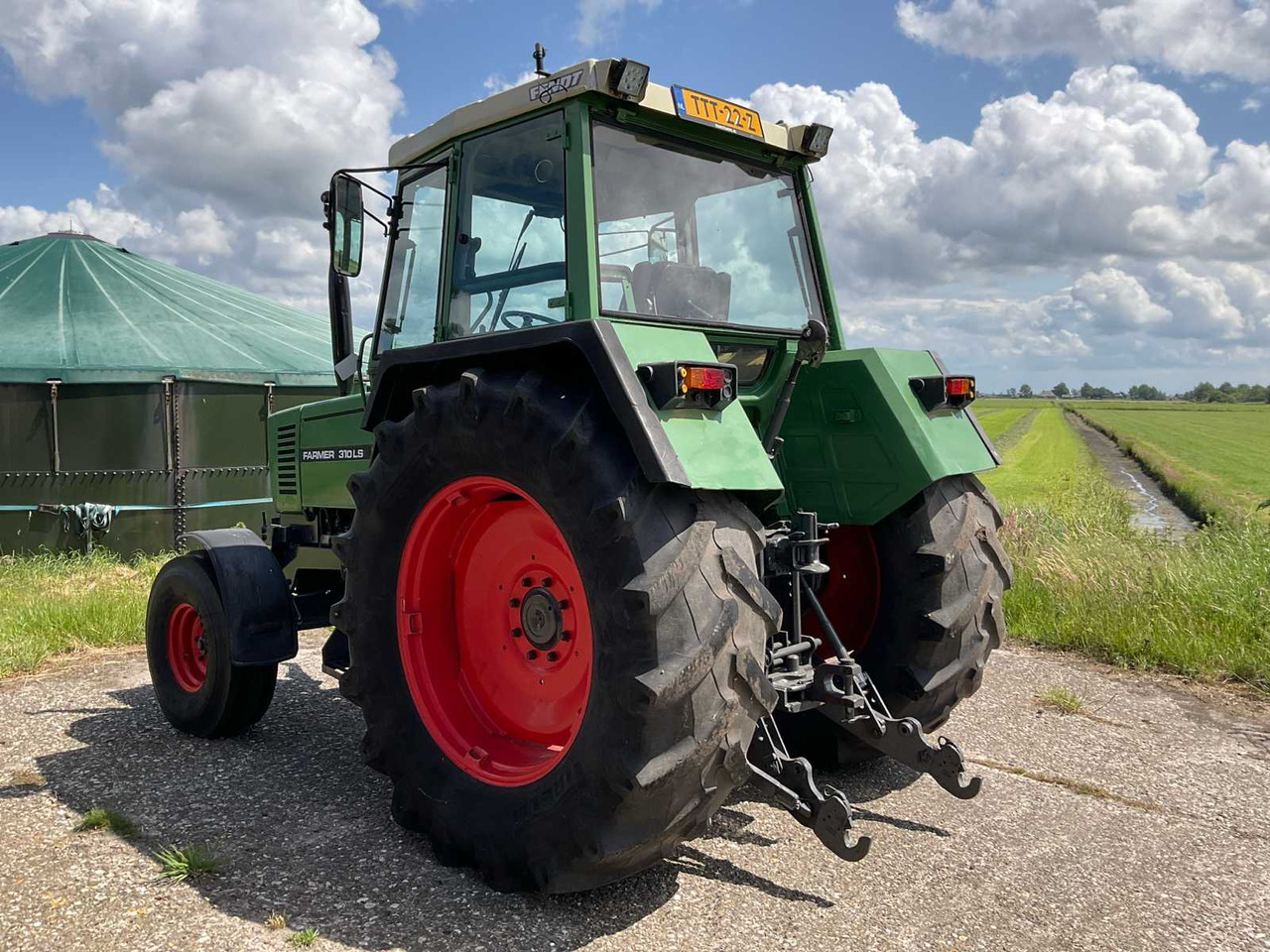 Fendt Farmer 310LS Turbomatik - Трактор: слика 2 Fendt Farmer 310LS Turbomatik - Трактор: слика 2