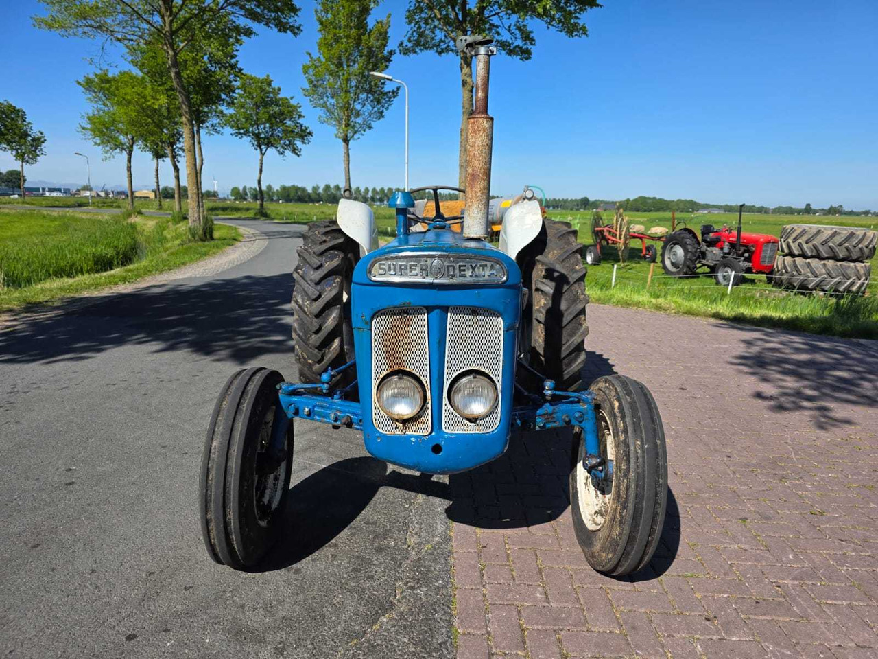 Ford Super Dexta - Трактор: слика 4 Ford Super Dexta - Трактор: слика 4