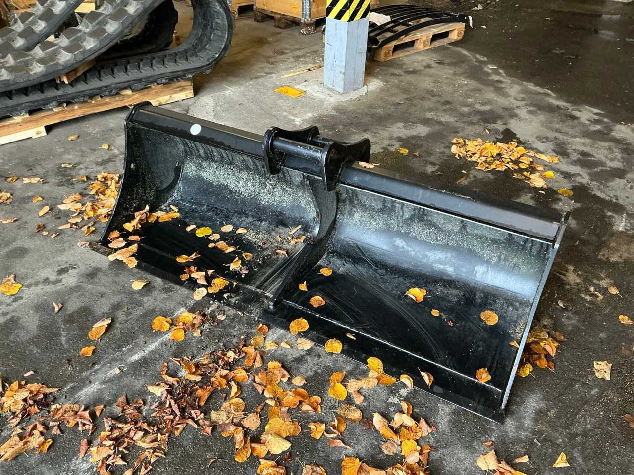 GEITH - 2021 - SPOON FOR YANMAR - Натоварувач на тркала: слика 1 GEITH - 2021 - SPOON FOR YANMAR - Натоварувач на тркала: слика 1