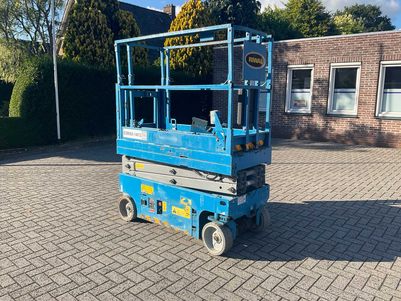 GENIE - 2014 - GS1932 - AERIAL PLATFORM - Дигачка платформа: слика 1 GENIE - 2014 - GS1932 - AERIAL PLATFORM - Дигачка платформа: слика 1