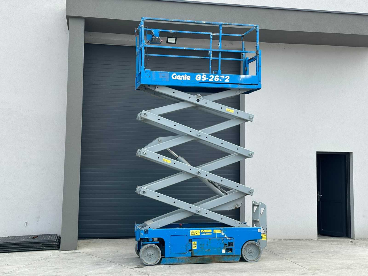 GENIE - GS-2632 - AERIAL WORK PLATFORMS - 2010 - Дигачка платформа: слика 1 GENIE - GS-2632 - AERIAL WORK PLATFORMS - 2010 - Дигачка платформа: слика 1