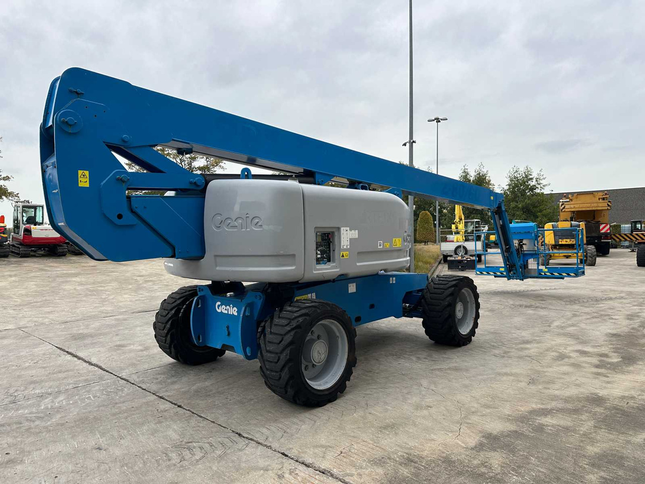 Genie GENIE - 2007 - Z-80/60 - AERIAL PLATFORM - Дигачка платформа: слика 4 Genie GENIE - 2007 - Z-80/60 - AERIAL PLATFORM - Дигачка платформа: слика 4