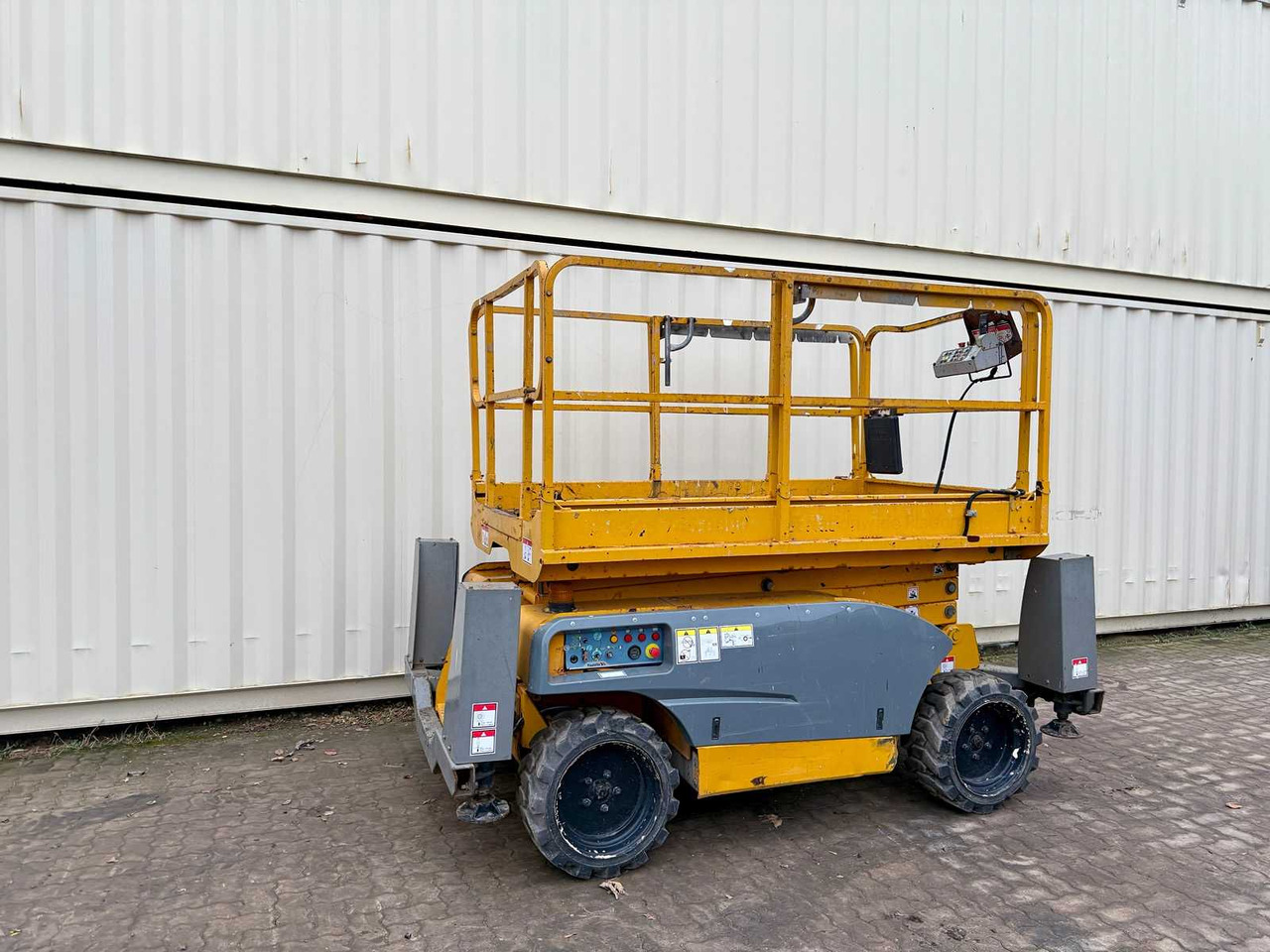 HAULOTTE - COMPACT 10DX 4X4 DIESEL - 10.15 METERS - 2014 - AERIAL WORK PLATFORM - Дигачка платформа: слика 5 HAULOTTE - COMPACT 10DX 4X4 DIESEL - 10.15 METERS - 2014 - AERIAL WORK PLATFORM - Дигачка платформа: слика 5