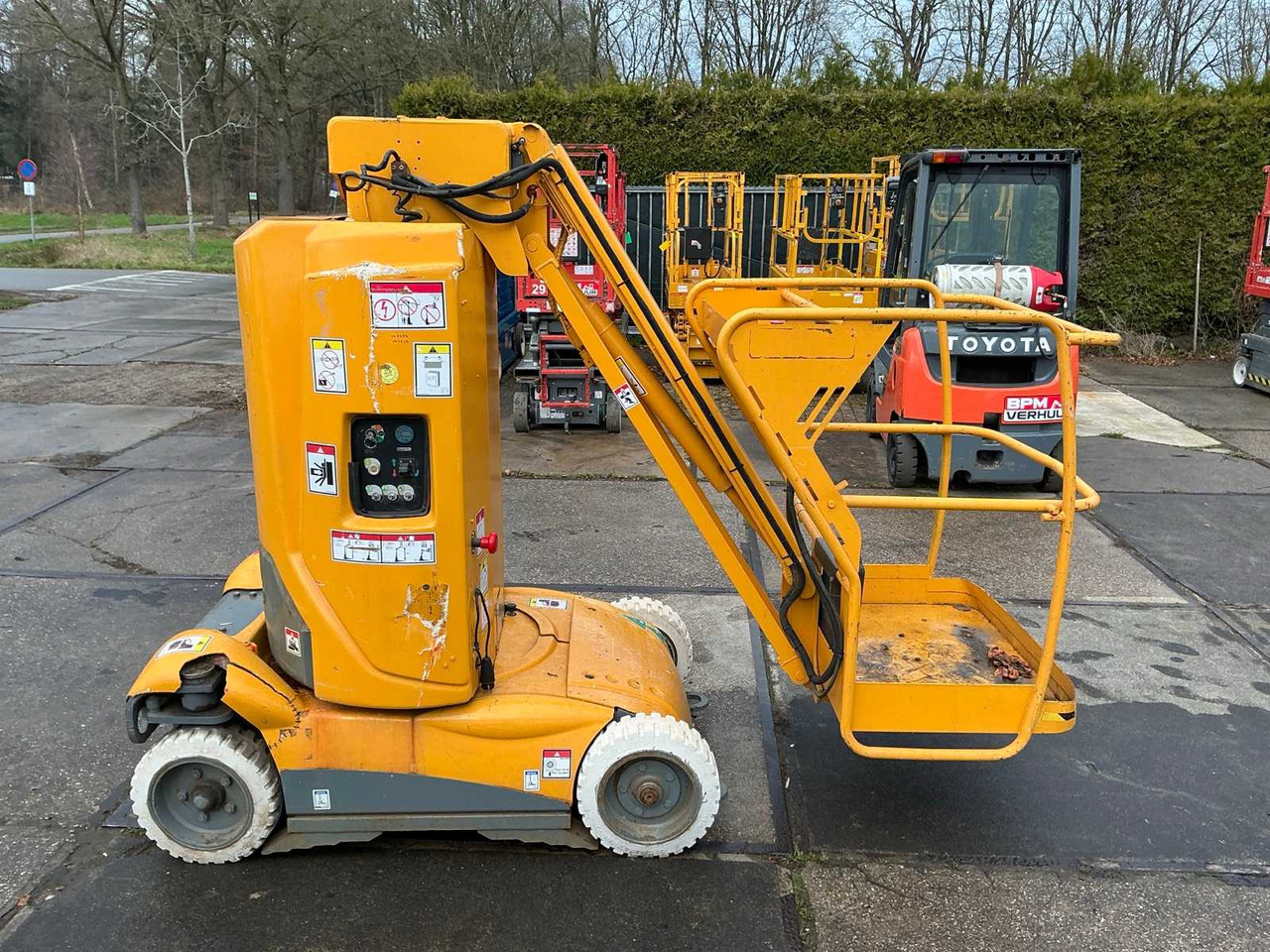 HAULOTTE - STAR 10-1 - AERIAL PLATFORM - 2006 - Дигачка платформа: слика 2 HAULOTTE - STAR 10-1 - AERIAL PLATFORM - 2006 - Дигачка платформа: слика 2