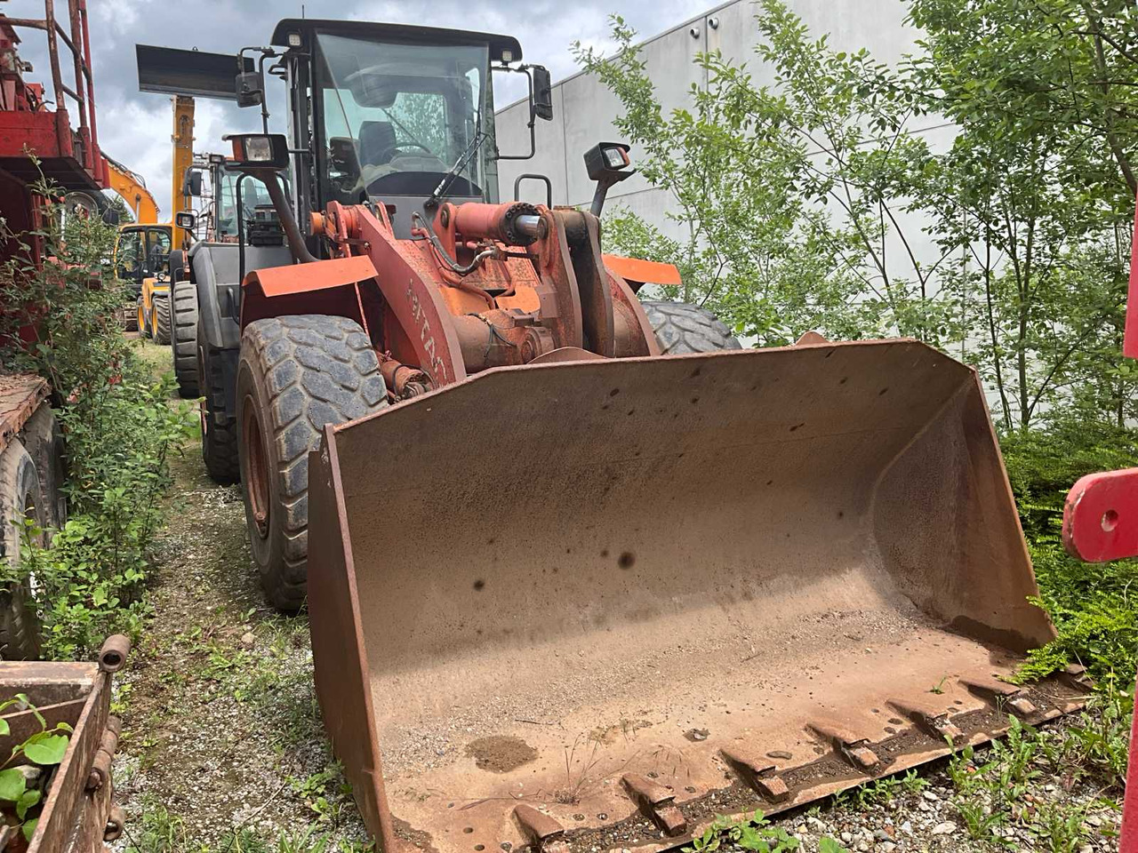 HITACHI ZW250 - Натоварувач на тркала: слика 1 HITACHI ZW250 - Натоварувач на тркала: слика 1