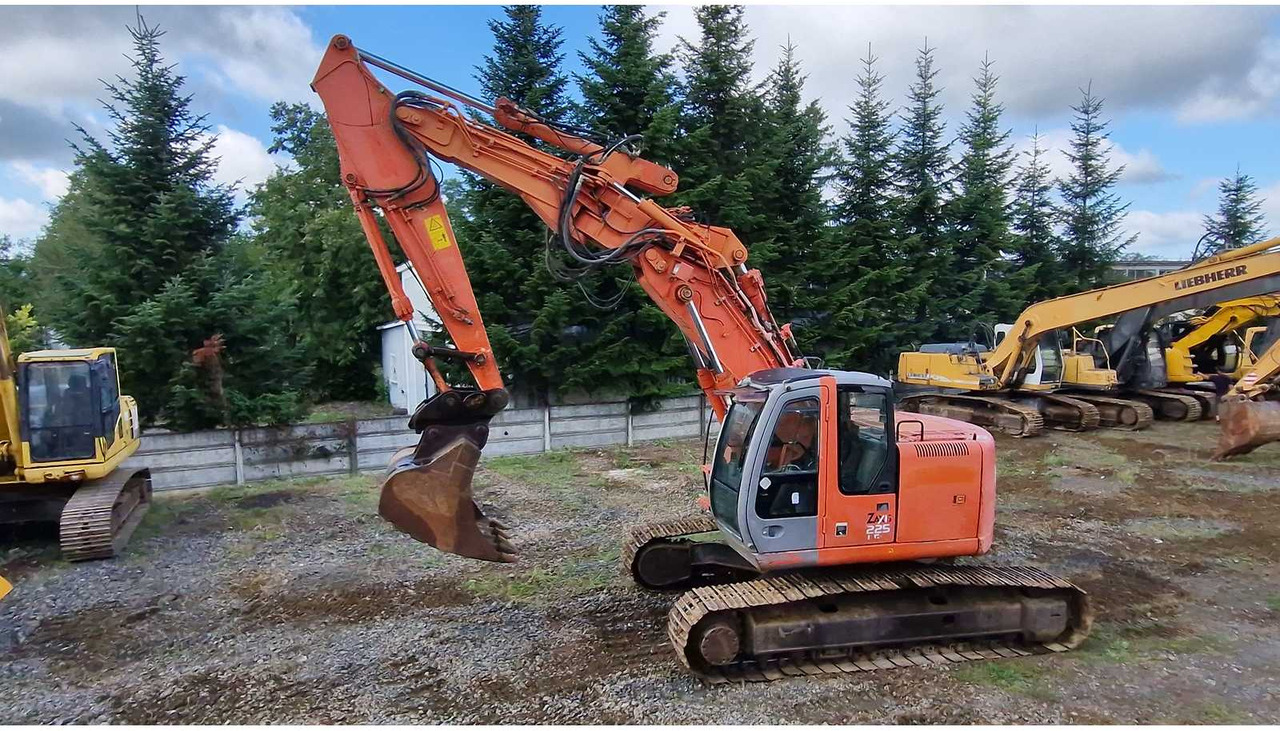 HITACHI ZX225USLC - Багер гасеничар: слика 5 HITACHI ZX225USLC - Багер гасеничар: слика 5