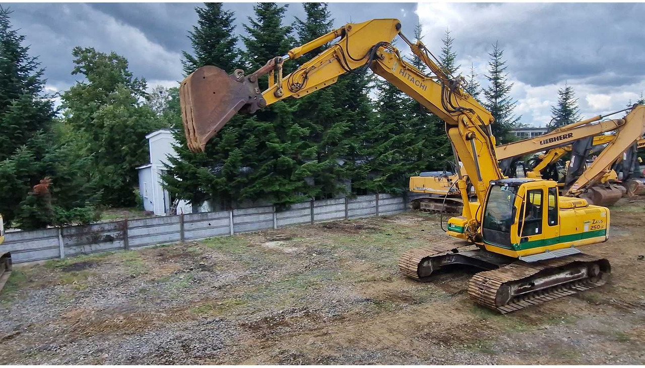 Hitachi ZX250 - Багер гасеничар: слика 3 Hitachi ZX250 - Багер гасеничар: слика 3