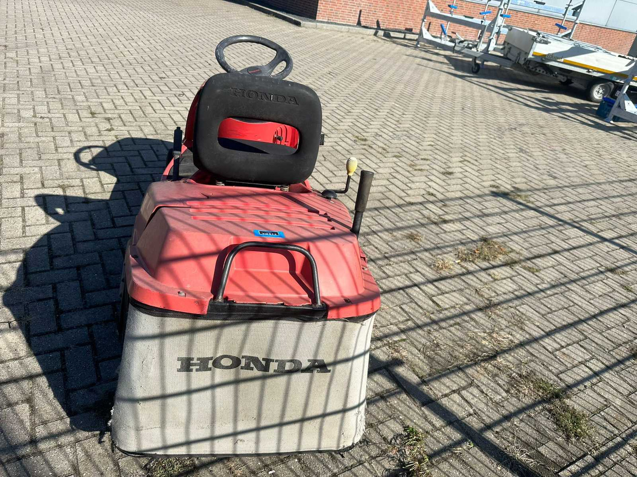 Honda - Градинарска косилка: слика 5 Honda - Градинарска косилка: слика 5