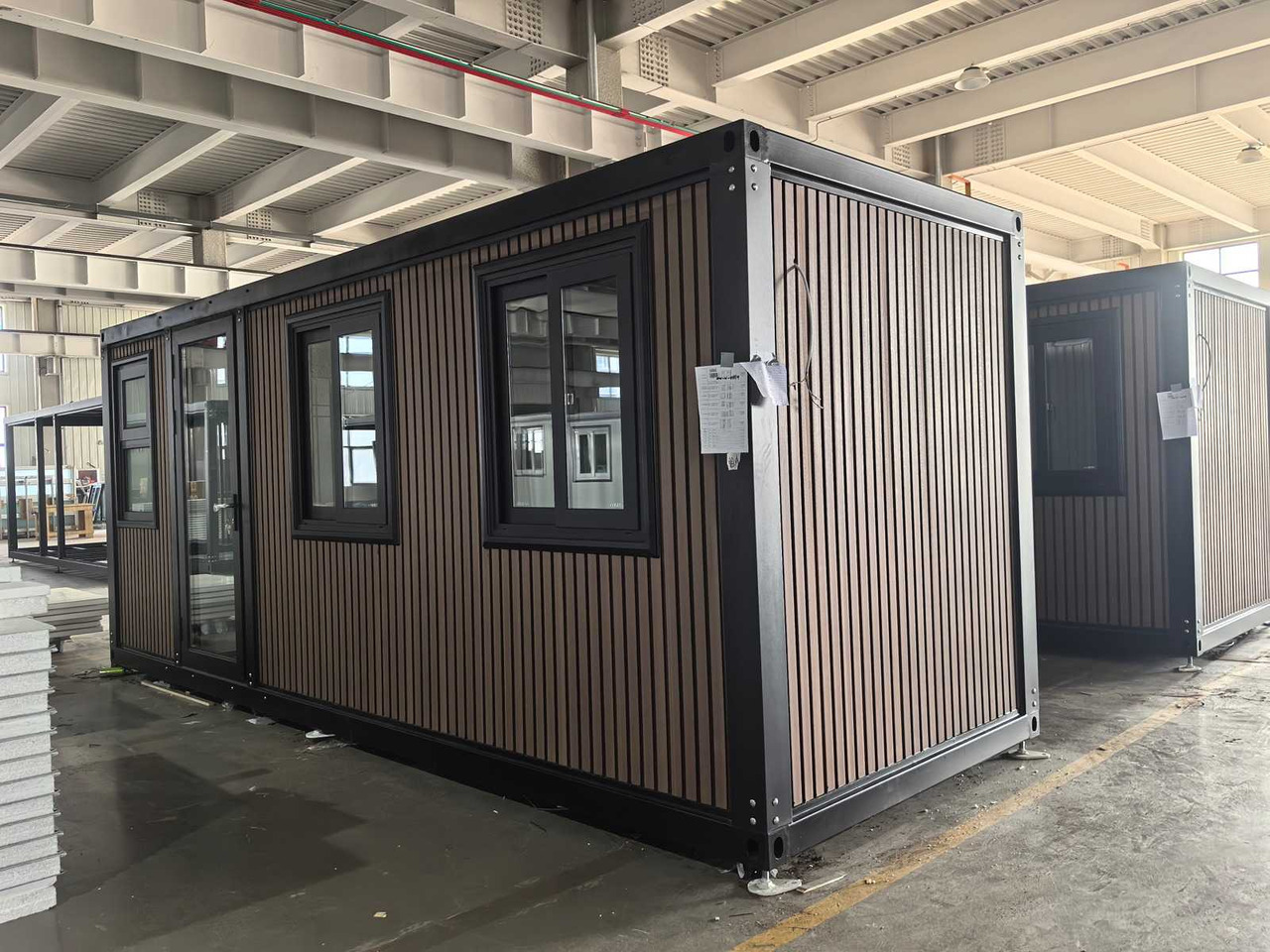 Field Facilities Atelier - Изменлив сандак/ Контејнер: слика 1 Field Facilities Atelier - Изменлив сандак/ Контејнер: слика 1