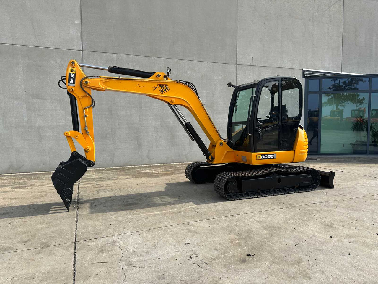 JCB - 2009 - 8056 - MIDI EXCAVATOR - Багер: слика 1 JCB - 2009 - 8056 - MIDI EXCAVATOR - Багер: слика 1
