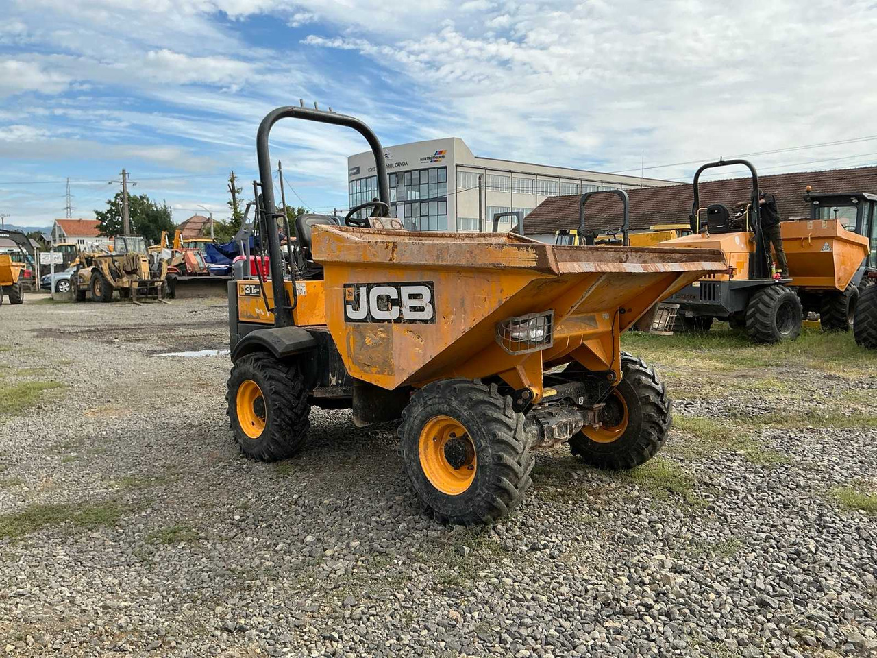 JCB - 3T FT - DUMPER TRUCK - 2019 - Мини истоварувач: слика 3 JCB - 3T FT - DUMPER TRUCK - 2019 - Мини истоварувач: слика 3
