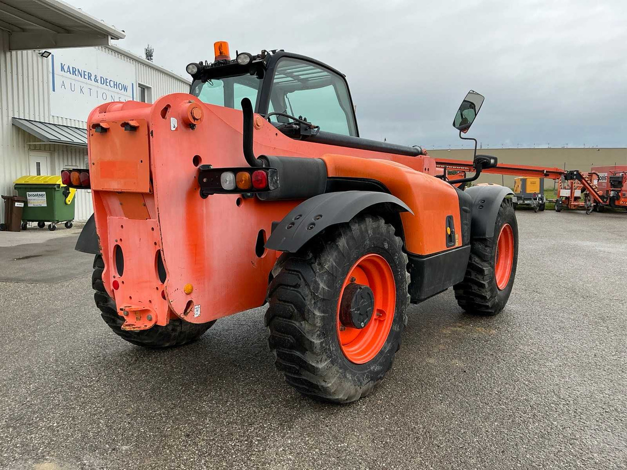 JCB 535-95 - Компактен натоварувач: слика 4 JCB 535-95 - Компактен натоварувач: слика 4