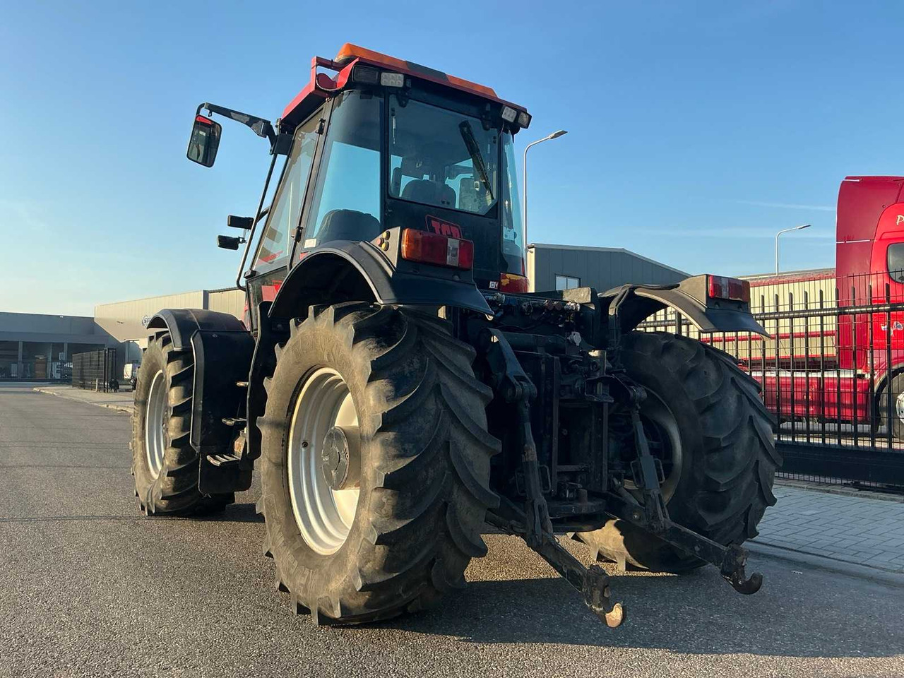 JCB Fastrac 2135 4WS - Трактор: слика 3 JCB Fastrac 2135 4WS - Трактор: слика 3