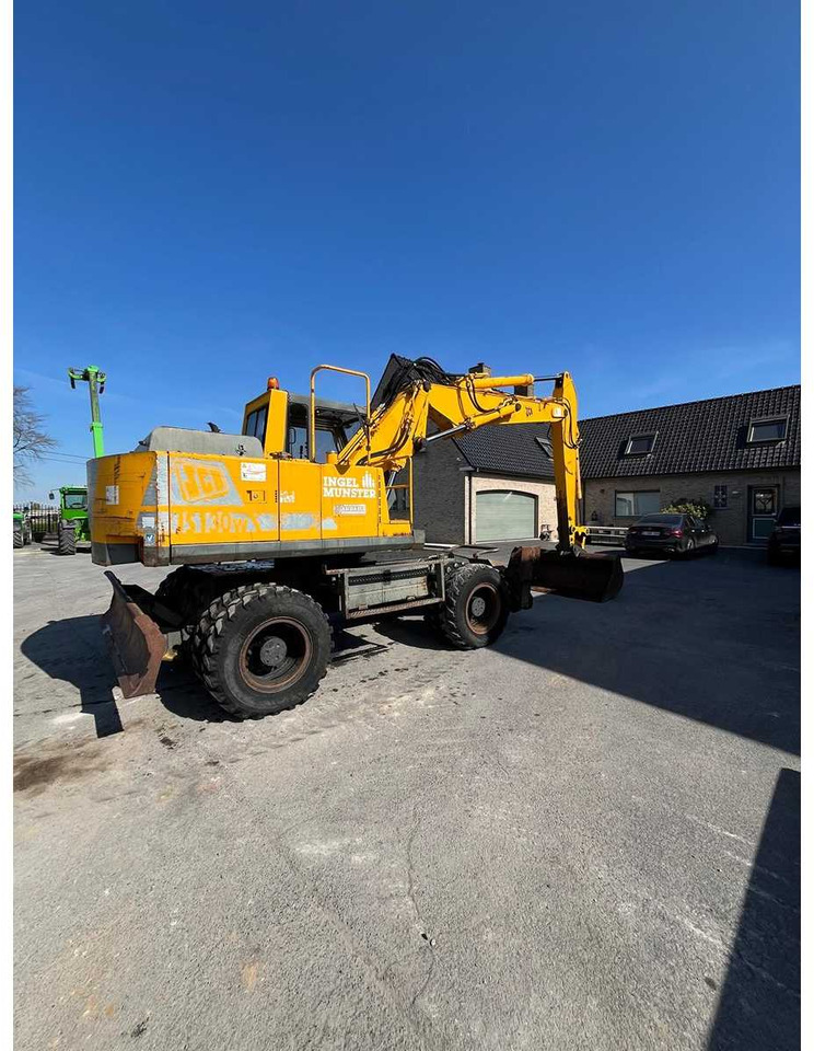 JCB JS 130W - Багер на тркала: слика 4 JCB JS 130W - Багер на тркала: слика 4