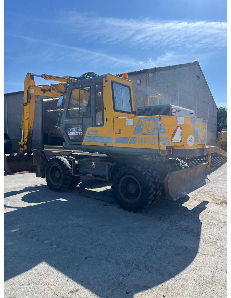 JCB JS 130W - Багер на тркала: слика 2 JCB JS 130W - Багер на тркала: слика 2