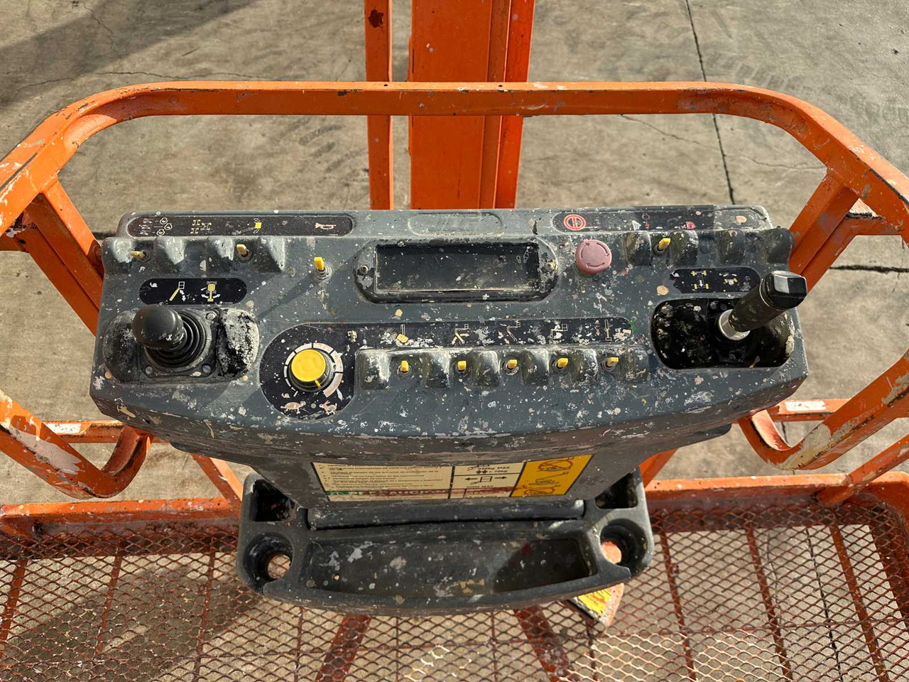 Дигачка платформа JLG - 800AJ - TELESCOPE - ARTICULATED ARM: слика 13 Дигачка платформа JLG - 800AJ - TELESCOPE - ARTICULATED ARM: слика 13