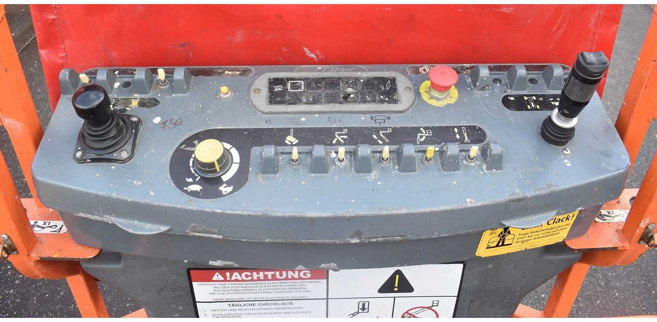 JLG E400AJPn - Дигачка платформа: слика 3 JLG E400AJPn - Дигачка платформа: слика 3