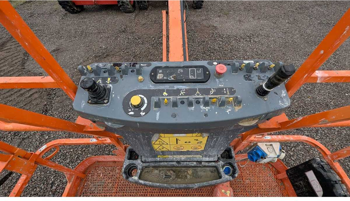 JLG JLG - 460SJ - AERIAL WORK PLATFORMS (NO. 69270) - 2012 - Дигачка платформа: слика 5 JLG JLG - 460SJ - AERIAL WORK PLATFORMS (NO. 69270) - 2012 - Дигачка платформа: слика 5