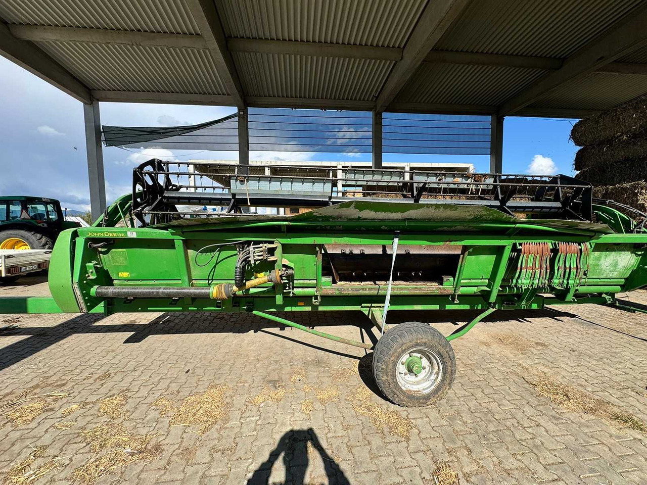 JOHN DEERE 622 - Комбајн: слика 1 JOHN DEERE 622 - Комбајн: слика 1