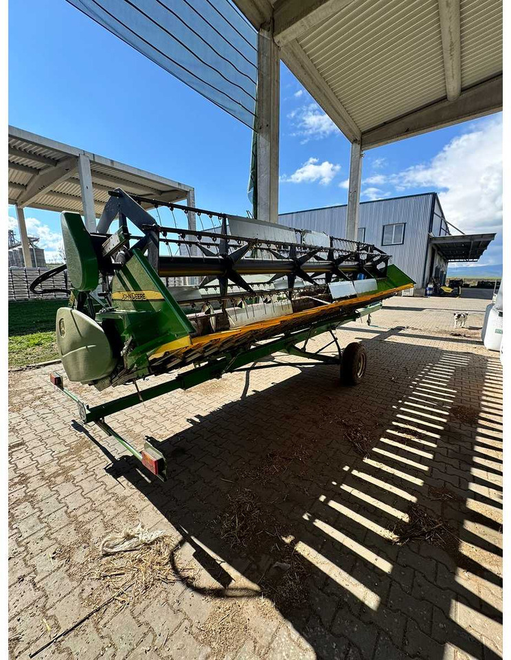 JOHN DEERE 622 - Комбајн: слика 2 JOHN DEERE 622 - Комбајн: слика 2