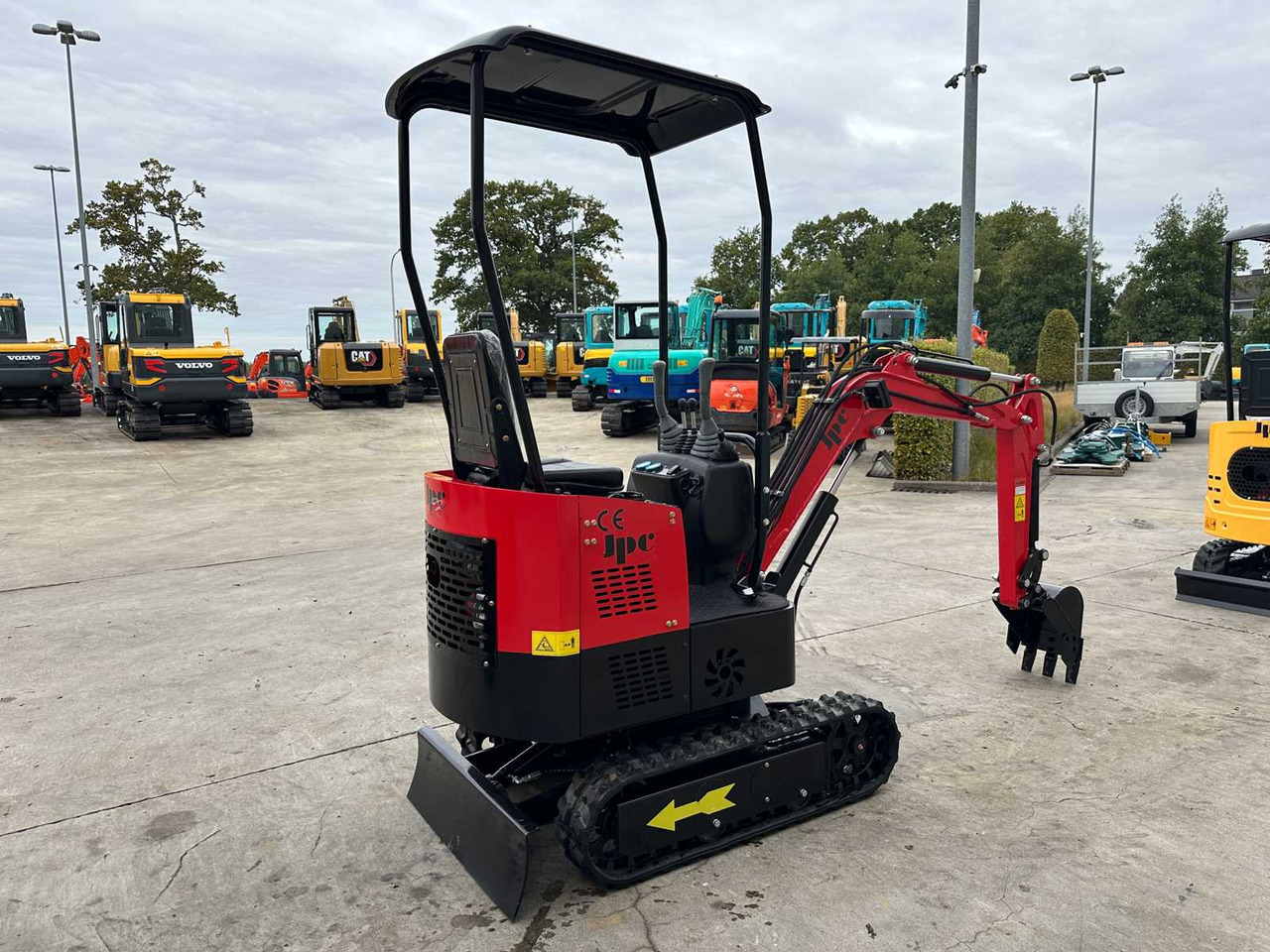 JPC - 2025 - HT12 - MINI EXCAVATOR - Мини багер: слика 4 JPC - 2025 - HT12 - MINI EXCAVATOR - Мини багер: слика 4