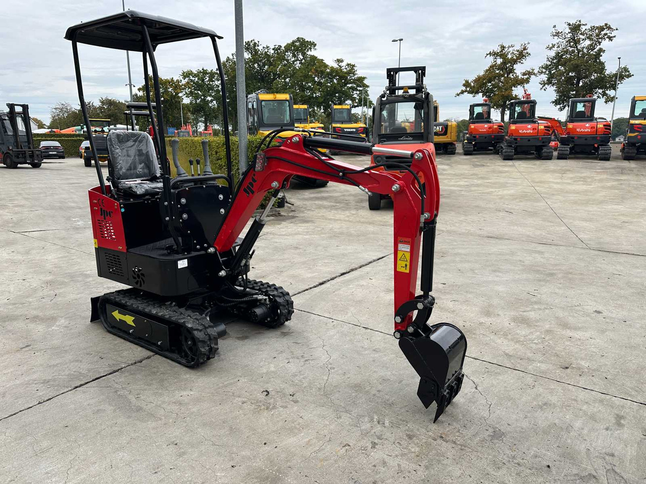 JPC HT12 - Мини багер: слика 3 JPC HT12 - Мини багер: слика 3