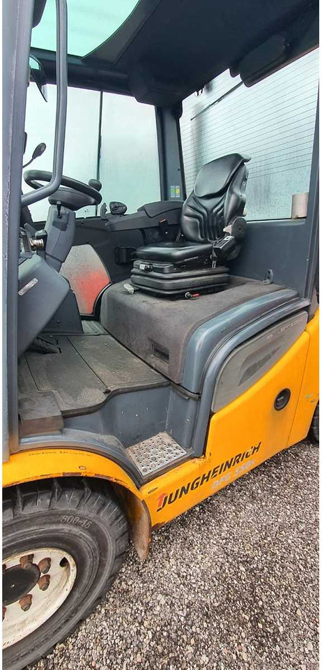 JUNGHEINRICH - DFG S50S - 2015 - FORKLIFT TRUCKS - Вилушкар: слика 4 JUNGHEINRICH - DFG S50S - 2015 - FORKLIFT TRUCKS - Вилушкар: слика 4
