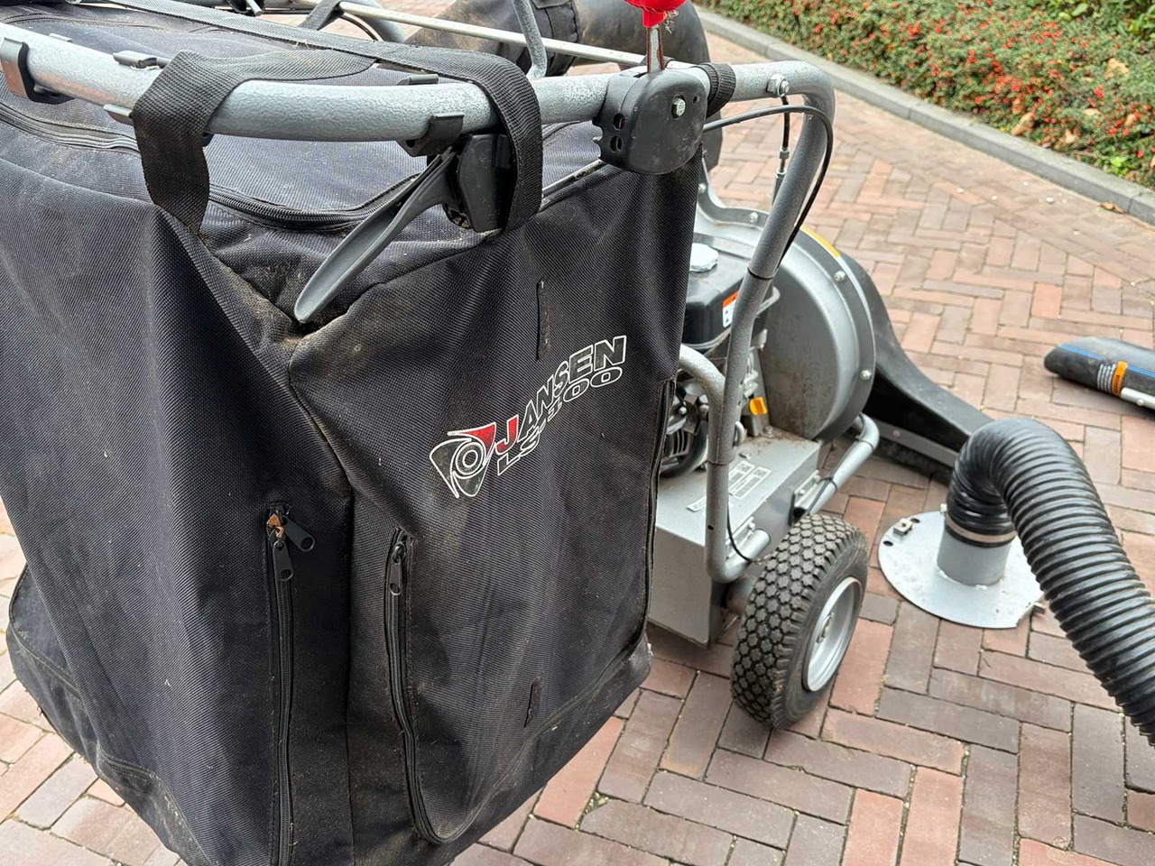 Jansen LS-100 Bladzuiger - Градинарска опрема: слика 3 Jansen LS-100 Bladzuiger - Градинарска опрема: слика 3