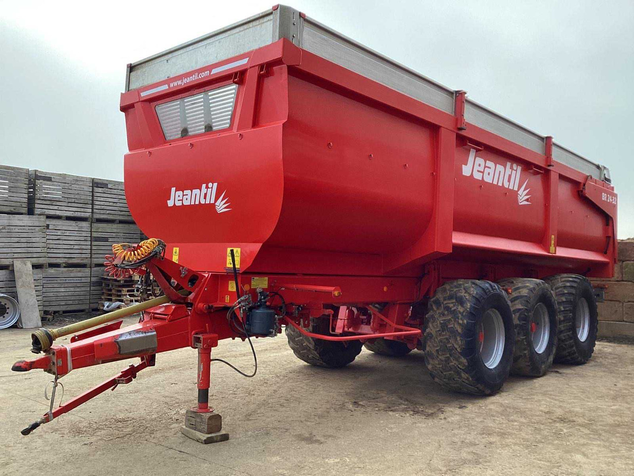 Jentil BR 24-32 - Земјоделска приколка за истурање/ Истурач: слика 4 Jentil BR 24-32 - Земјоделска приколка за истурање/ Истурач: слика 4