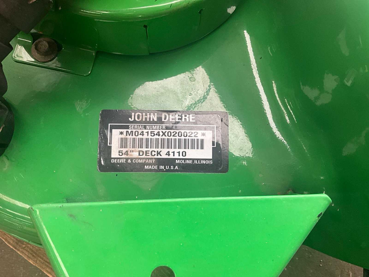 Преден утоварувач за трактор John Deere 54” deck 4110: слика 9 Преден утоварувач за трактор John Deere 54” deck 4110: слика 9