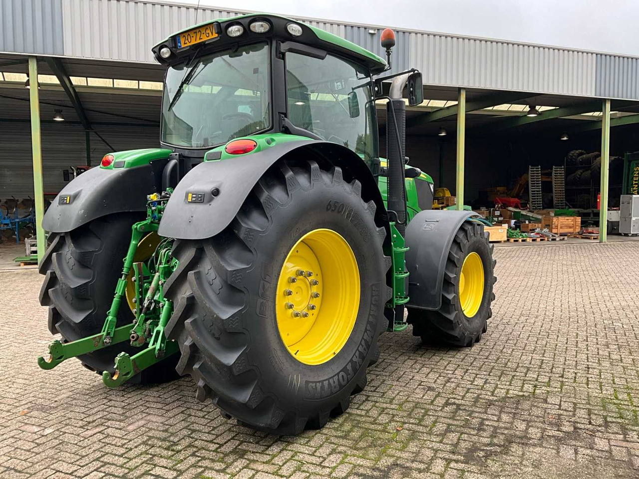 John Deere 6210R - Трактор: слика 3 John Deere 6210R - Трактор: слика 3