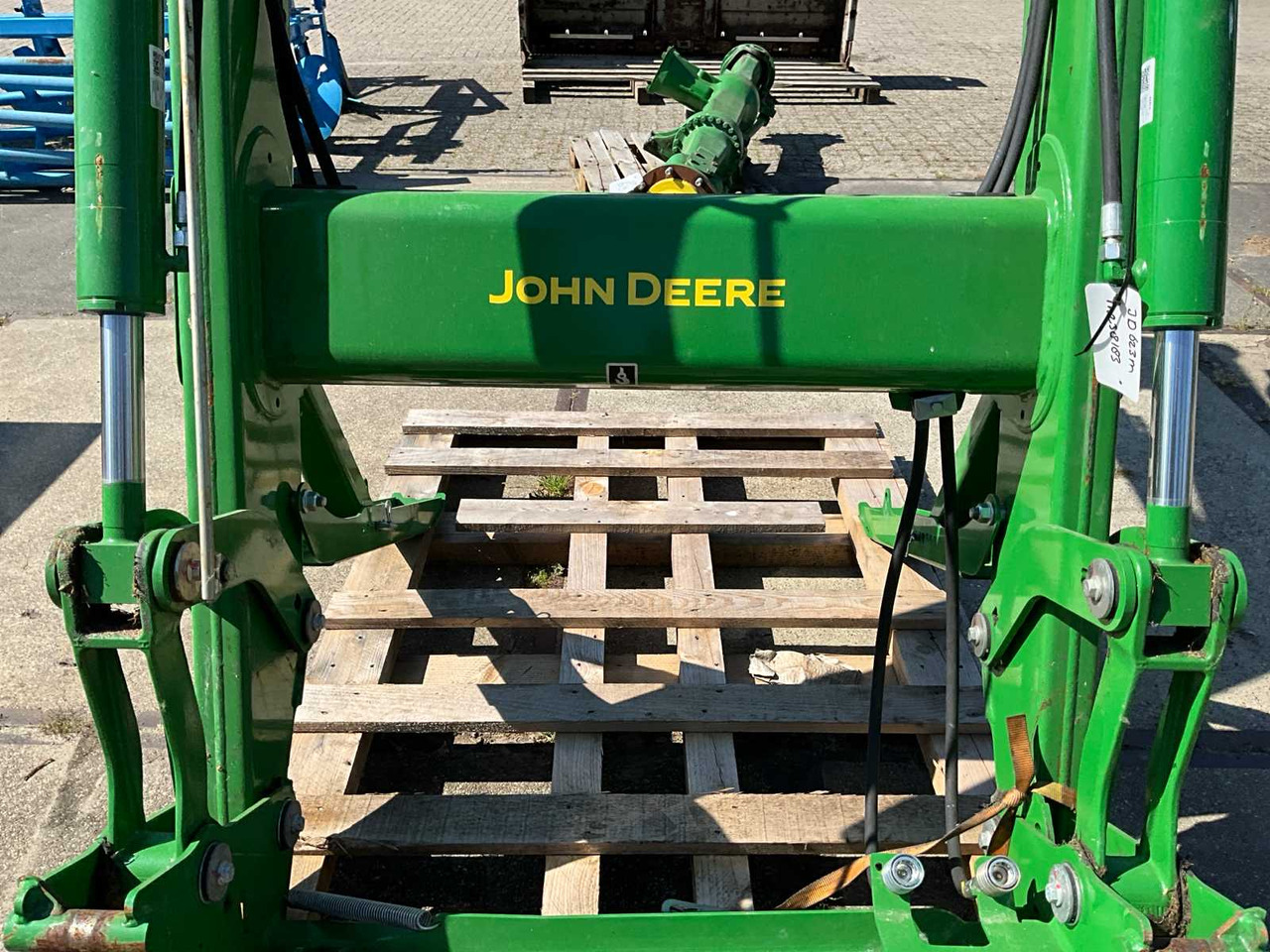 John Deere 623M - Преден утоварувач за трактор: слика 5 John Deere 623M - Преден утоварувач за трактор: слика 5